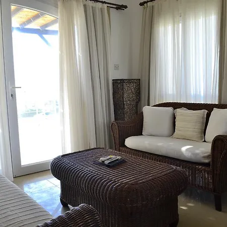 Aphrodite Beachfront Village * Ghaziveran